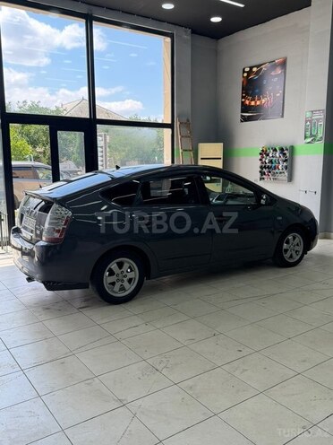 Toyota Prius-9