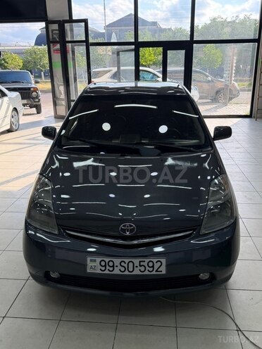 Toyota Prius-1