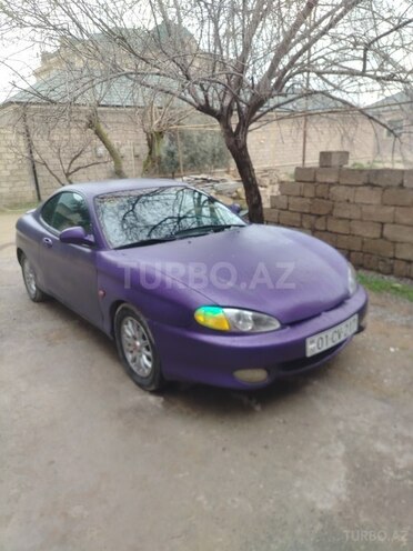 Hyundai Coupe-4