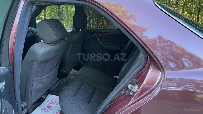 Mercedes C 200-12