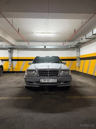 Mercedes C 180-3