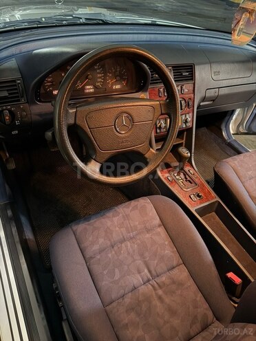 Mercedes C 180-16