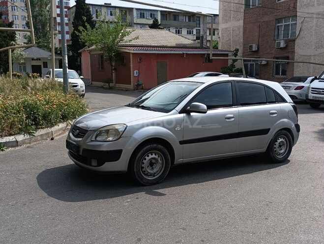 Kia Rio-4