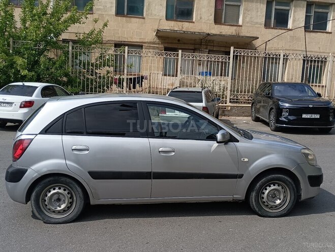 Kia Rio-8
