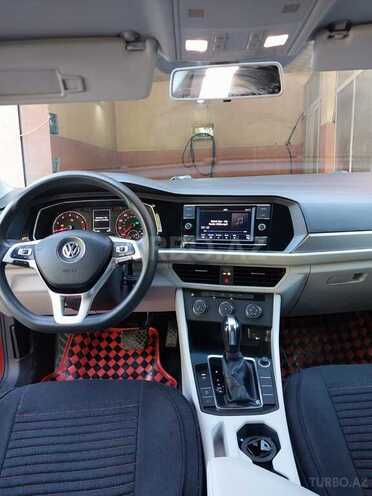 Volkswagen Jetta-12