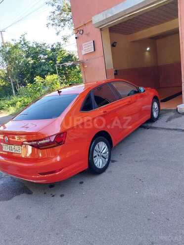 Volkswagen Jetta-11