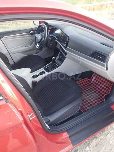Volkswagen Jetta-6