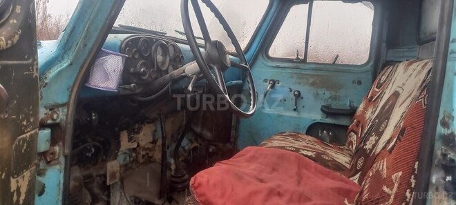 GAZ 53-6