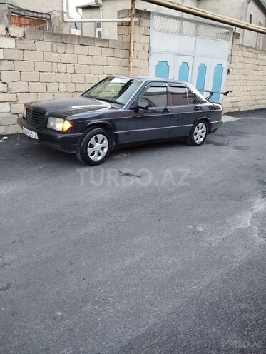Mercedes 190-7