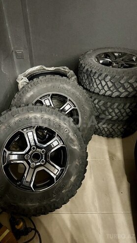Jeep Wrangler-19