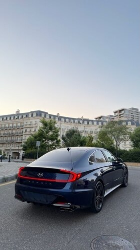 Hyundai Sonata-4