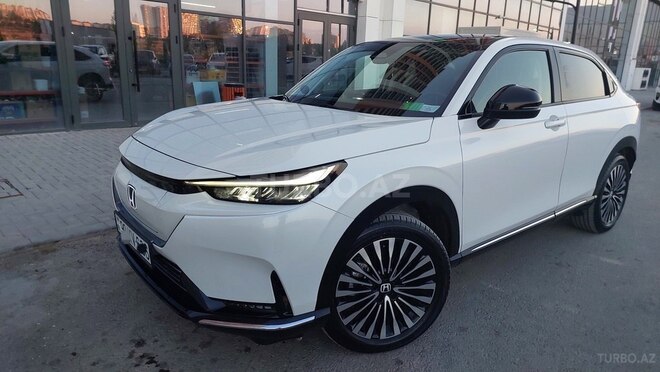 Honda e:NS1-8
