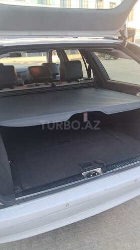 Mercedes E 240-12
