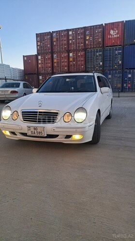 Mercedes E 240-6