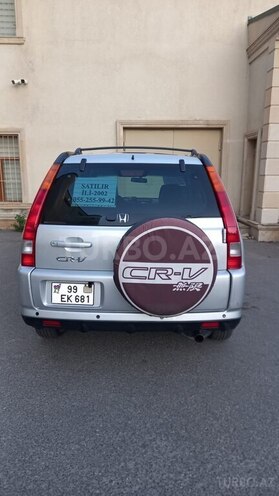 Honda CR-V-8