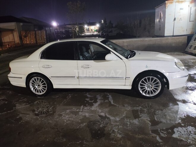 Hyundai Sonata-8
