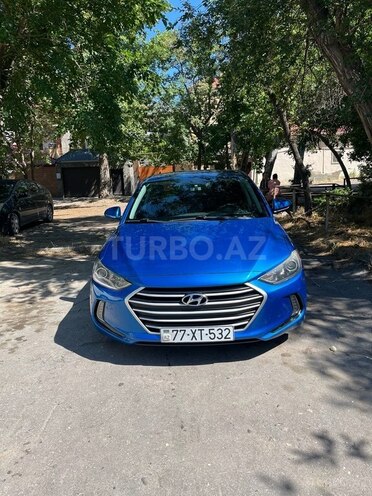 Hyundai Elantra-1