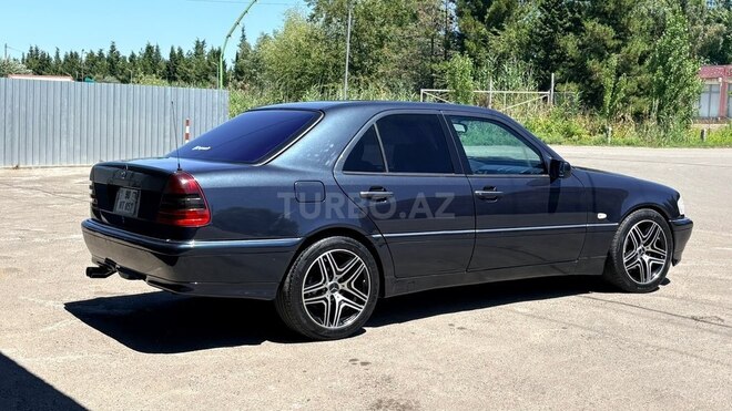 Mercedes C 200-10