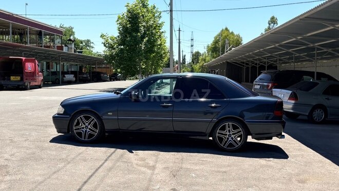 Mercedes C 200-9
