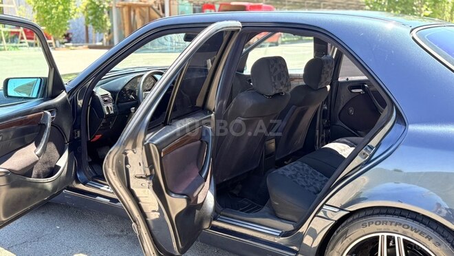 Mercedes C 200-7