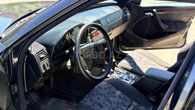 Mercedes C 200-8
