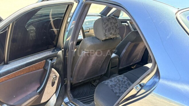 Mercedes C 200-4