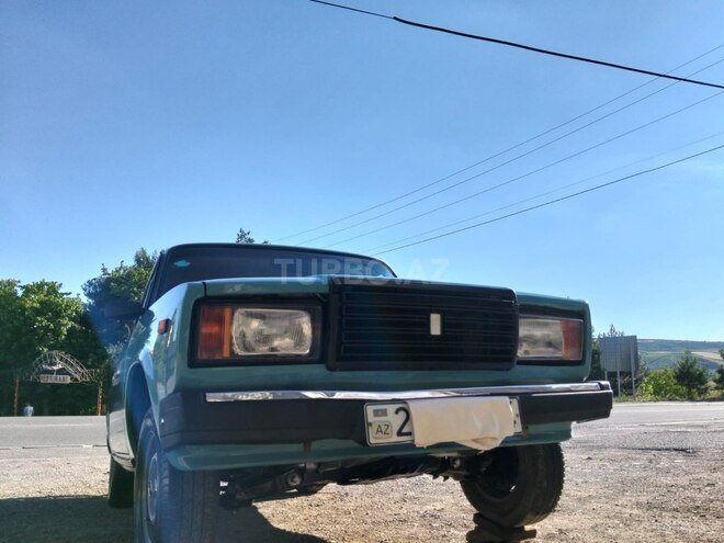 LADA (VAZ) 2107-1