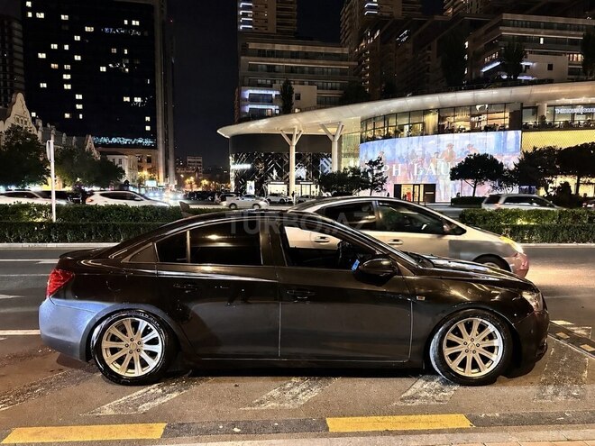 Chevrolet Cruze-5