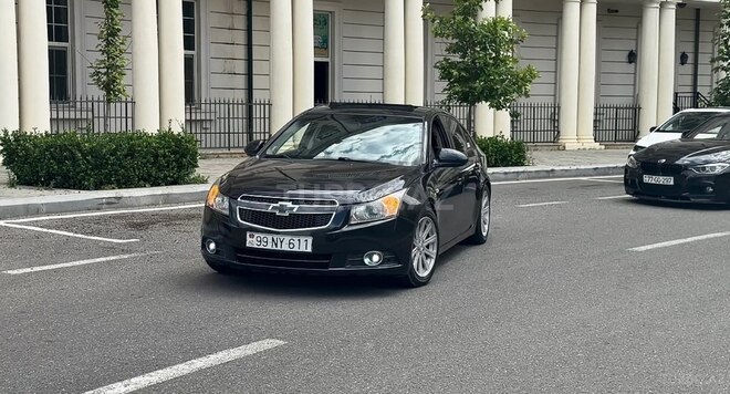 Chevrolet Cruze-12