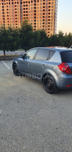 Kia Ceed-10