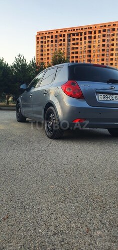 Kia Ceed-11