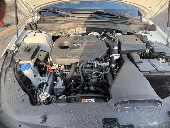 Kia Optima-17