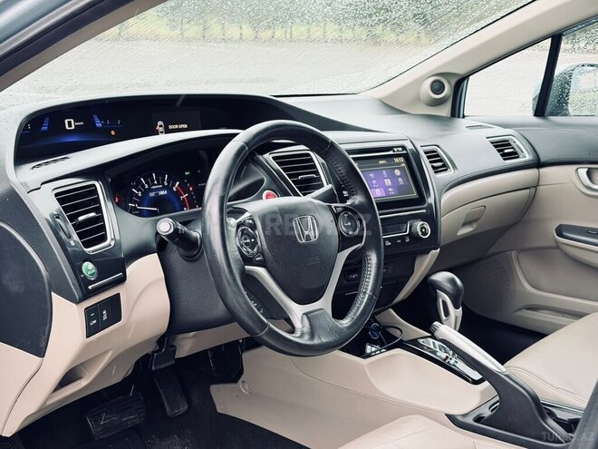 Honda Civic-9