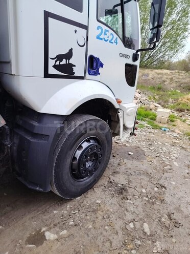 Ford Cargo-7
