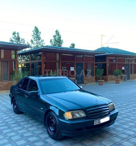 Mercedes C 180-1