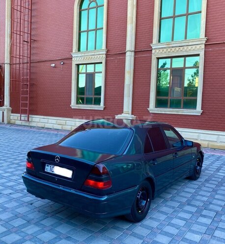 Mercedes C 180-5