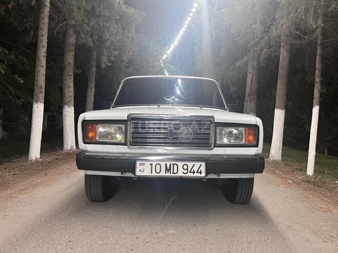 LADA (VAZ) 2107-1
