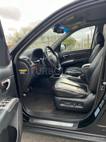 Hyundai Santa Fe-9
