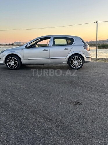 Opel Astra-3