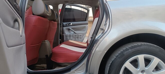 Volkswagen Passat-7