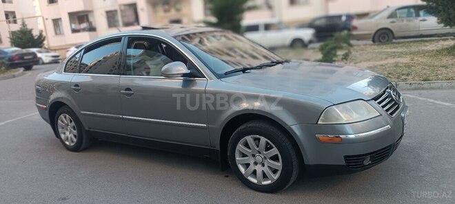 Volkswagen Passat-2
