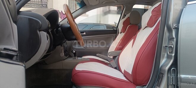 Volkswagen Passat-17