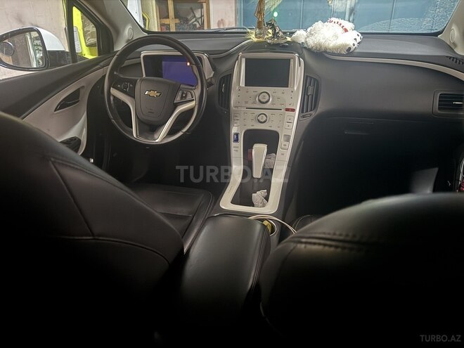 Chevrolet Volt-3