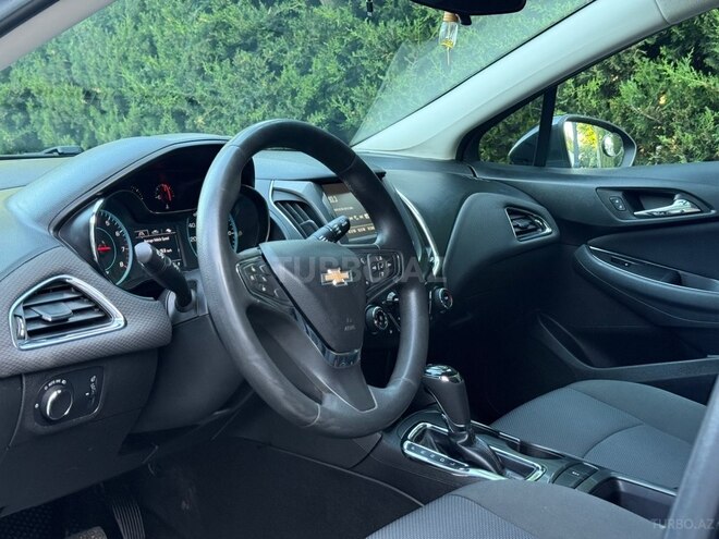 Chevrolet Cruze-8
