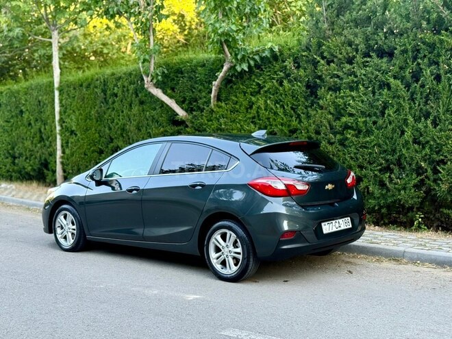 Chevrolet Cruze-4