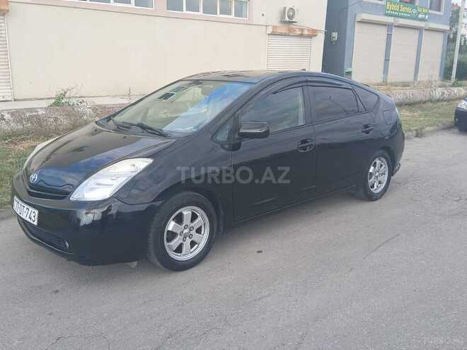 Toyota Prius-5