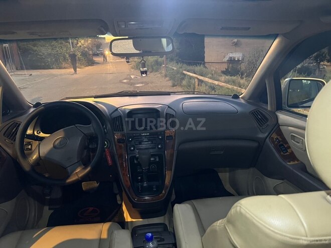 Lexus RX 300-4