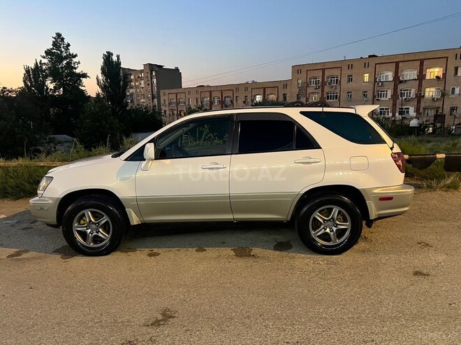 Lexus RX 300-10