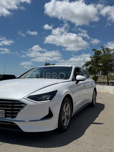 Hyundai Sonata-2