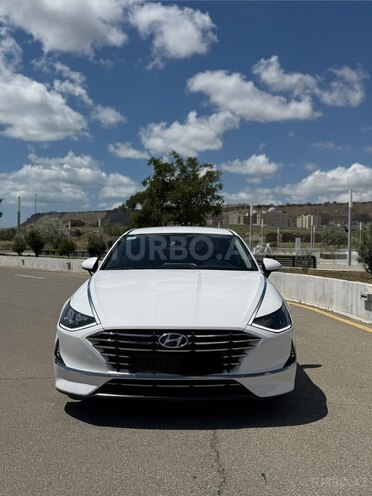 Hyundai Sonata-1